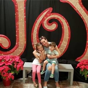 Meet your Posher, Ana